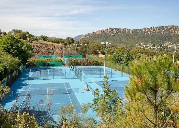 L'esquinade - J2 206 By Interhome Saint-Raphaël