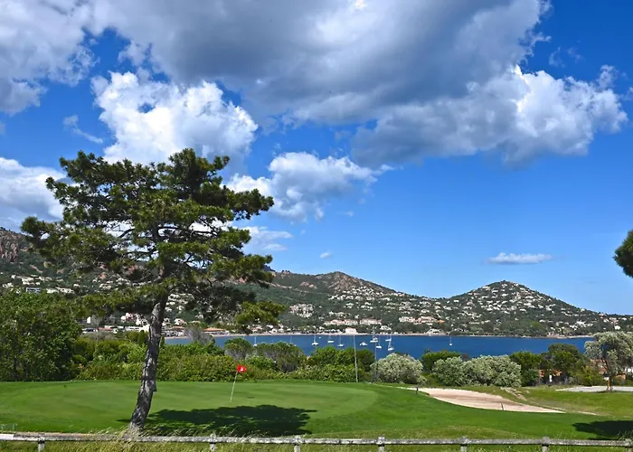 L'esquinade - J2 206 By Interhome * Saint-Raphaël