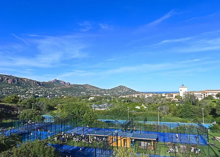 L'esquinade - J2 206 By Interhome Saint-Raphaël